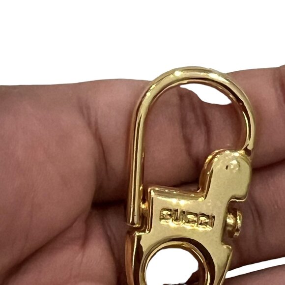 GUCCI: GG Logo Gold Tone Key Chain #3541554 - Picture 5 of 7